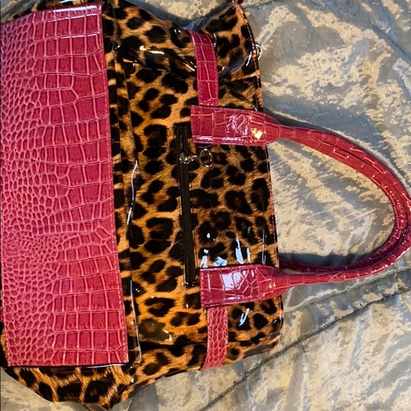 Leopard Purse - Picture 2 of 2